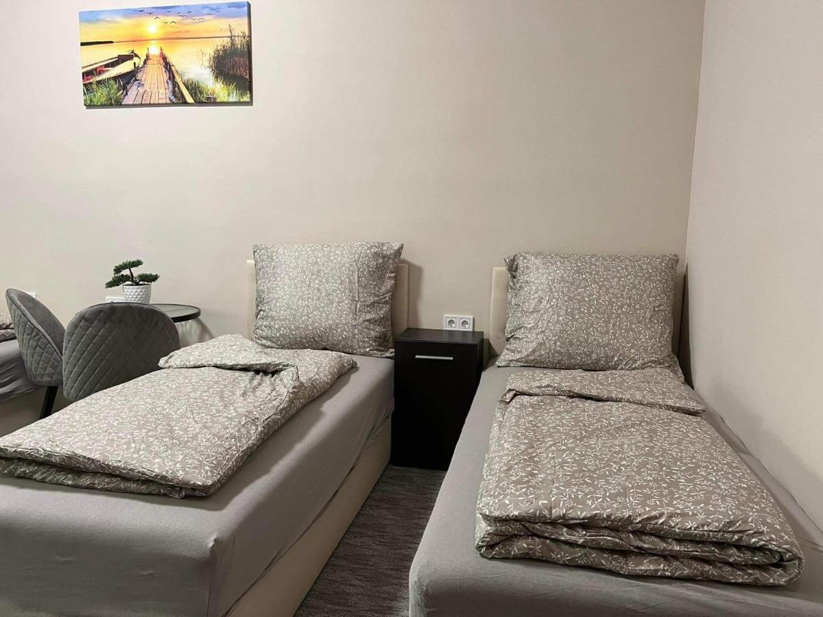 Balatonboglár Kinizsi Udvar Apartmanhaz المظهر الخارجي الصورة