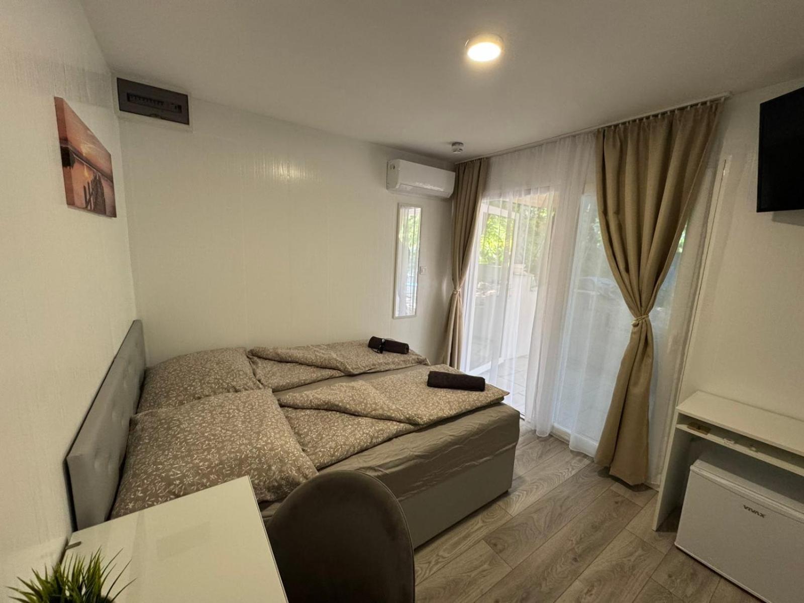 Balatonboglár Kinizsi Udvar Apartmanhaz المظهر الخارجي الصورة