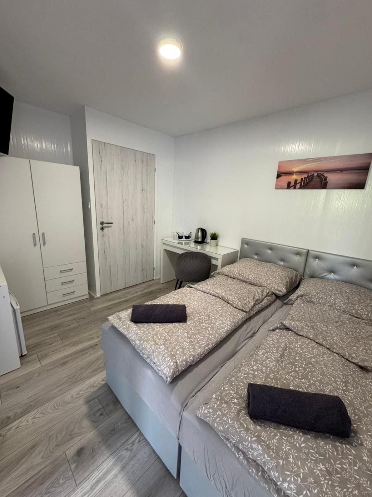 Balatonboglár Kinizsi Udvar Apartmanhaz المظهر الخارجي الصورة
