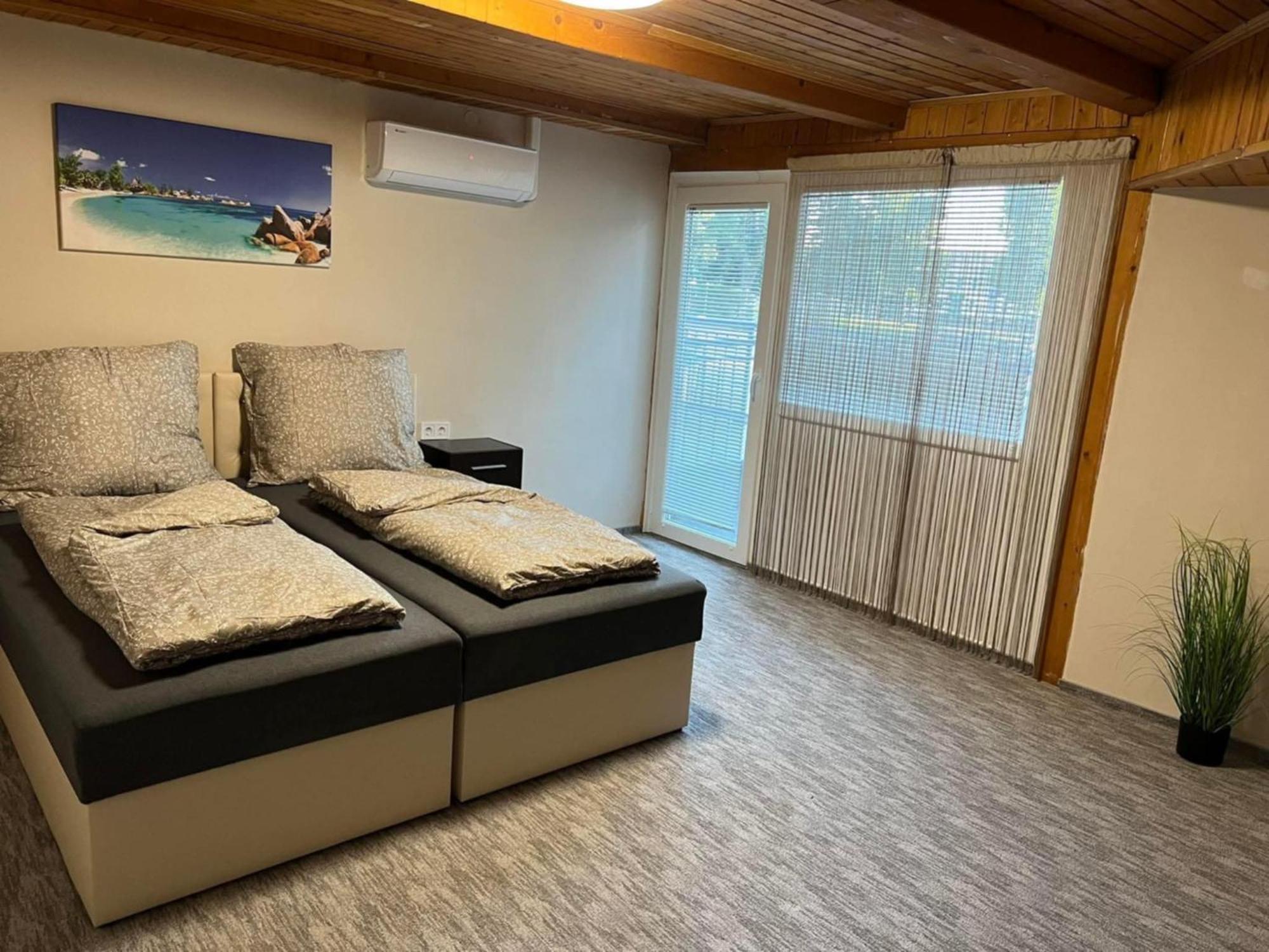Balatonboglár Kinizsi Udvar Apartmanhaz المظهر الخارجي الصورة