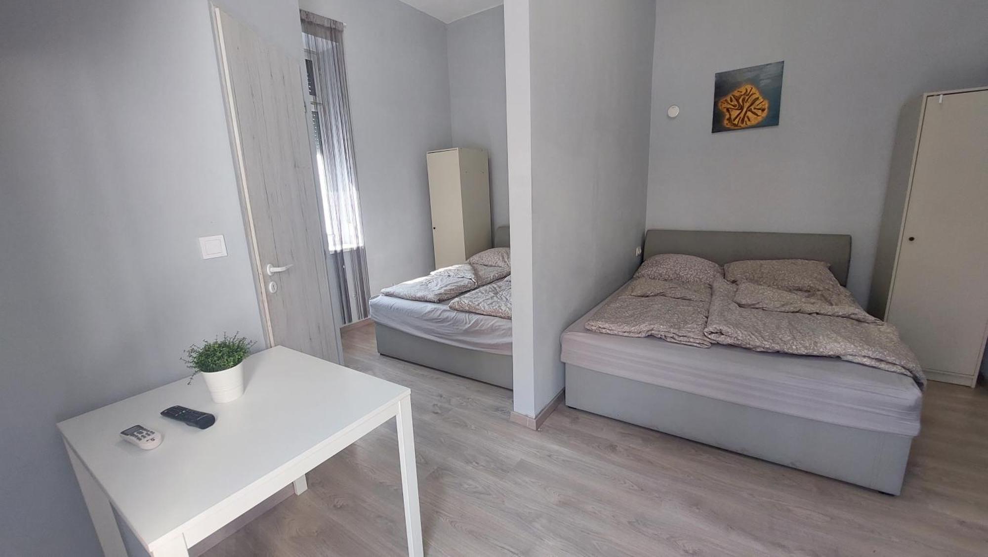 Balatonboglár Kinizsi Udvar Apartmanhaz المظهر الخارجي الصورة
